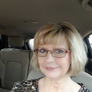 Meet your Posher, Arlene